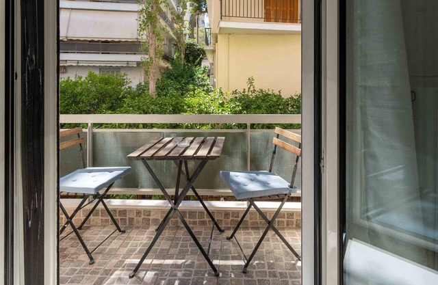Phaedrus Living Alimos Edem Beach Flat