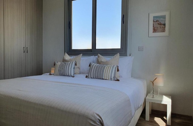 Phaedrus Living: City Center Cozy Flat Demetra 102