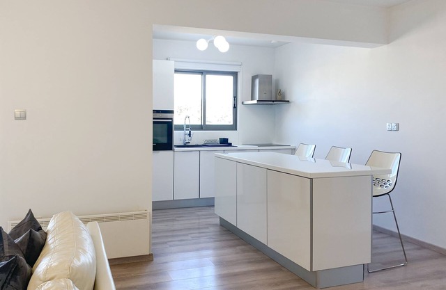 Phaedrus Living City Flat Rafaella 6