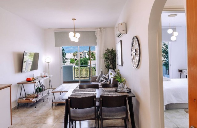 Phaedrus Living Harmony Seaview Flat