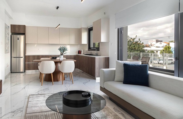 Phaedrus Living: Limassol Opalia Residences Amber