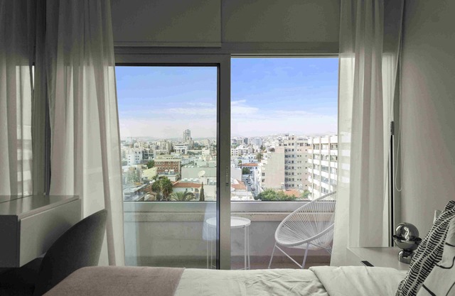 Phaedrus Living: Limassol Seaside Residences 06