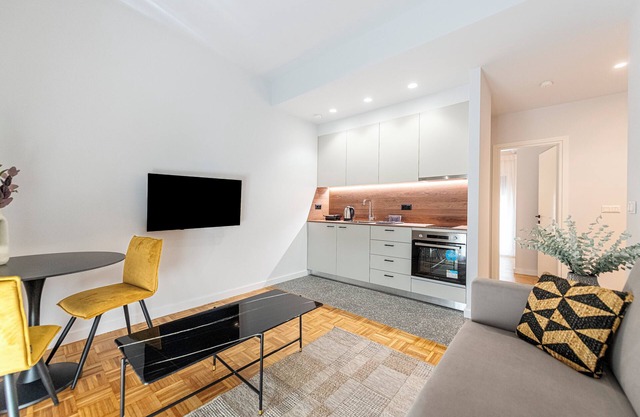 Phaedrus Living Luxury Flat Panormou