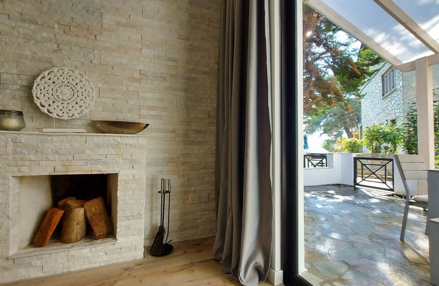 Phaedrus Living Maisonette Platres