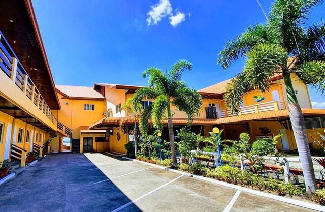 Phi-Phi Beach Hotel and Island Resort