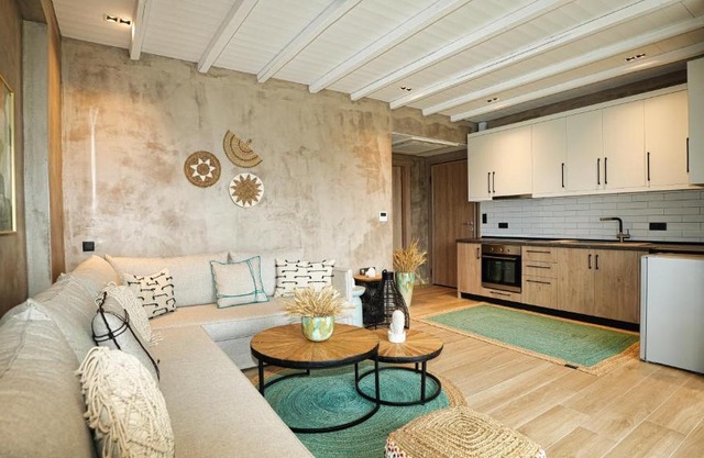Philia Luxury Living