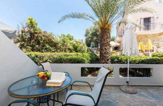 Philoxenia Apartments
