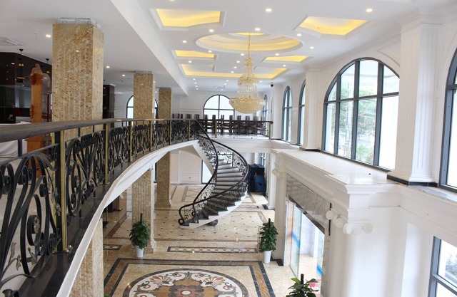 Phoenix Hotel