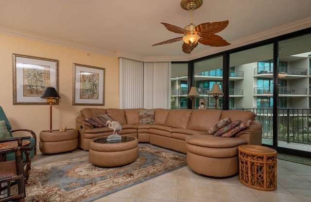Phoenix On The Bay 1317 3 Bedroom Condo