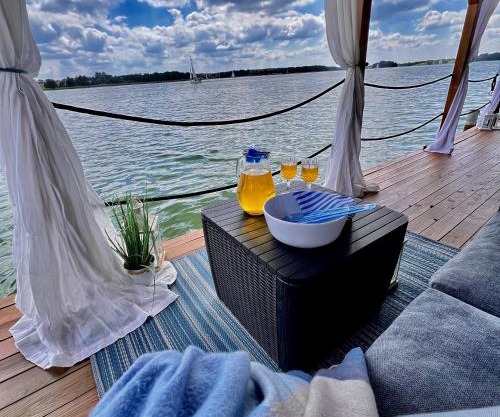 Piękny Dom na wodzie! Mazury szlak WJM