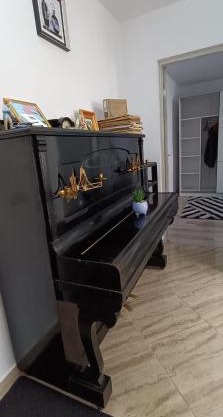 Piano Apartament