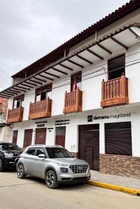 Picaflor House