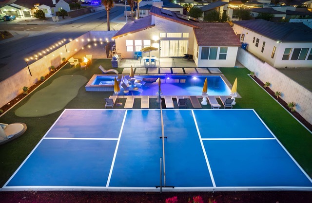 Pickleball, Gameroom, Pool & Hot Tub, Firepit, BBQ