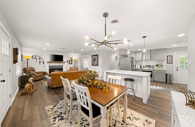 Pickled Pepper Cottage -Texas Hill Country History, Heritage & Hospitality