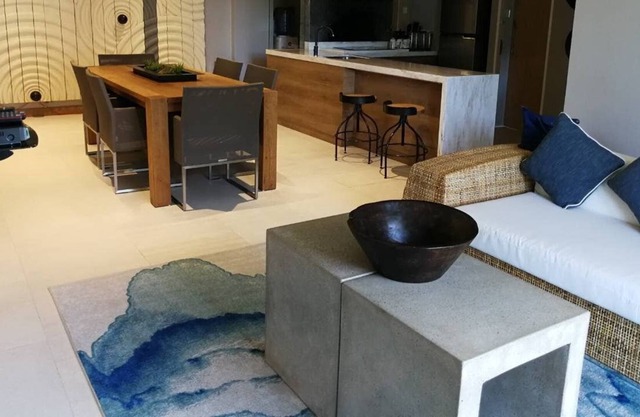 Pico de Loro Beach and Country Club 3brMerl411Cor