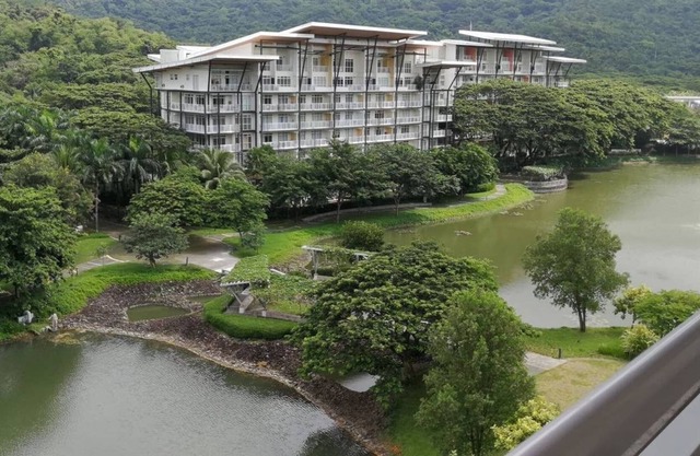 Pico de Loro Beach & Country Club MirandaPenthouse