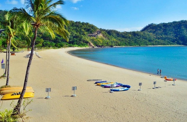 Pico de Loro Beach & Country Club Amplio 3brg09