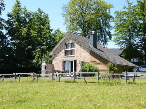 Picture-perfect Holiday Home in Sourbrodt with Garden, BBQ
