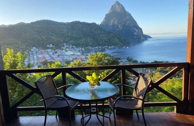 Picturesque Escape Spa & Pool | Near Soufrière Beach, Tet Paul Nature Trail
