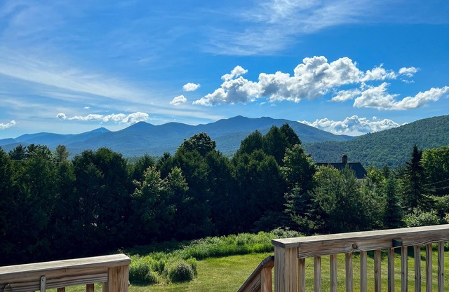 Picturesque Mountain View’s *close to Mt Pisgah Ski center*Hot tub*