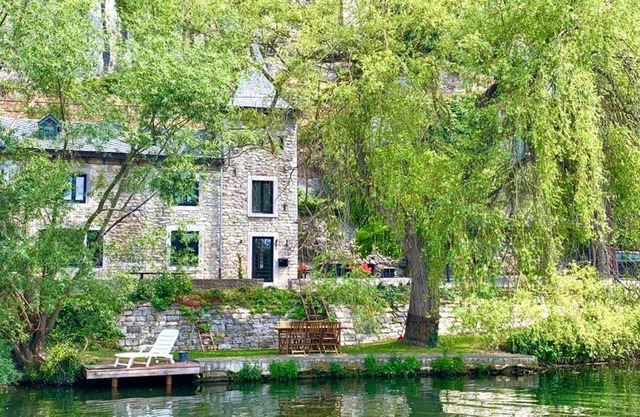 Pieds dans l'eau Private Wellness Bordure de Meuse