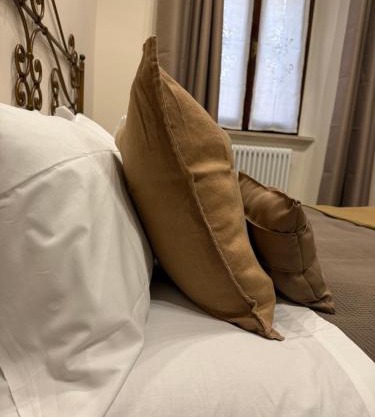 PienzaLettings Studio & Room