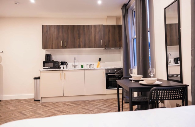 Pillo Rooms Apartments - Chelsea