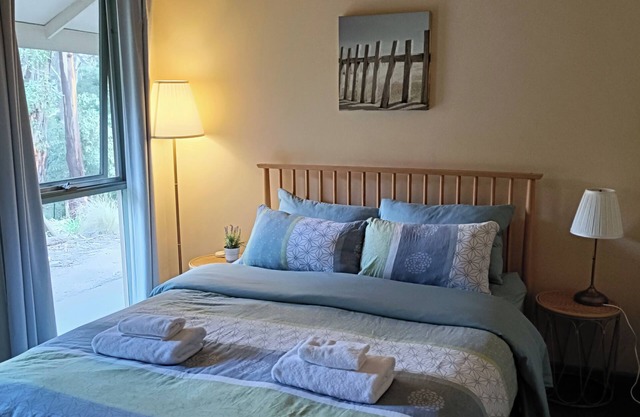 Pillowood Cottage (1Queen+2Twins) & Wood Stove