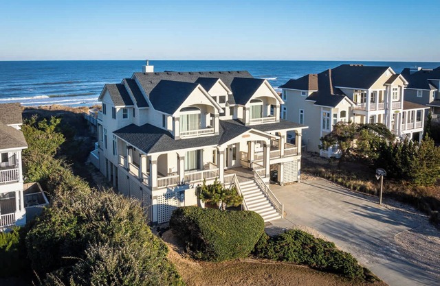 Pine Island Oceanfront Private Pool and Beach Access