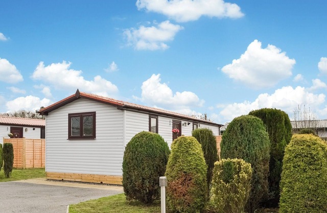 Pine Lodge - UK47075