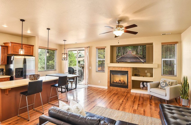 Pine Mountain Trail | Pool Table | Dog & Family Fun in Flagstaff