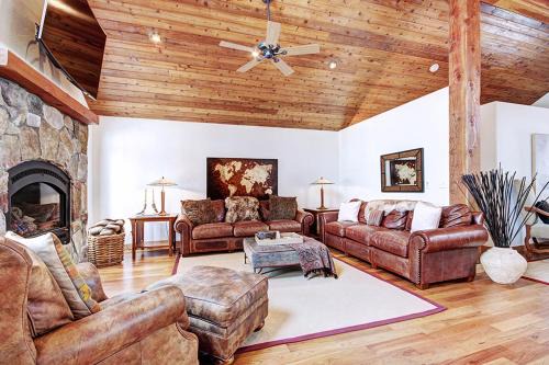 Pine Needle Lodge Home