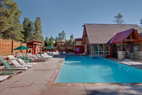 Pine Ridge Condos