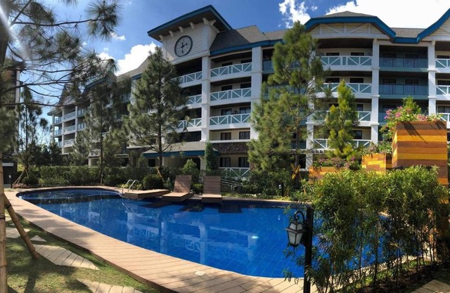 Pine Suites Tagaytay Luxury Spacious 2 Bedroom Condo With Balcony Amenities View