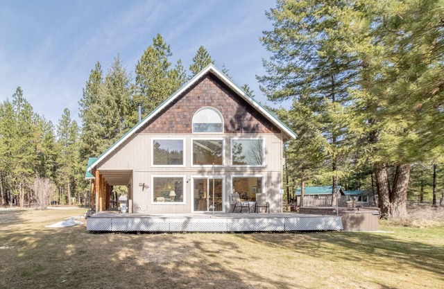 Pine Tree Cottage
