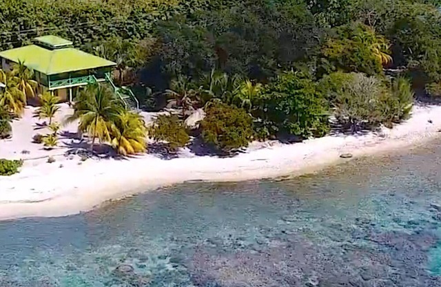 UTILA DE ALQUILER DE VACACIONES SUPERIORES GANADORA DE PIÑA