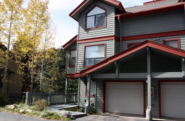 Pinecreek I - 3 BR By Peak Property Management