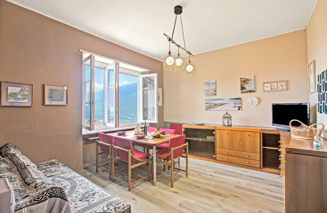 PineHome & Garden - Total Relax, Borghetto Santo Spirito, Italy