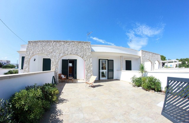 casa de playa de madera de pino