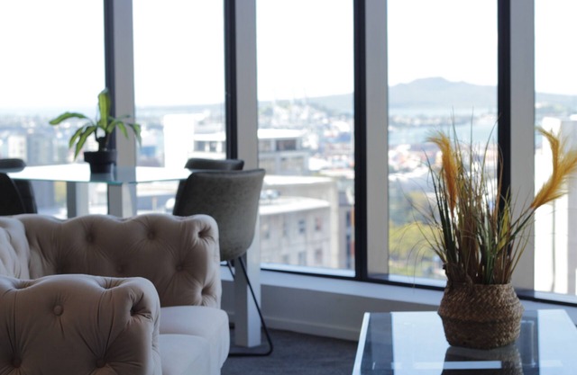 Pinnacle Apartment IN Auckland CBD