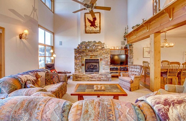Pinnacle Ridge 02