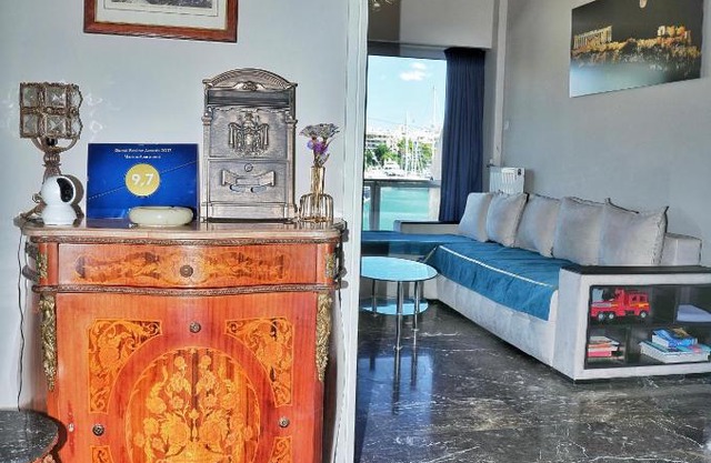 Piraeus yacht view apartment