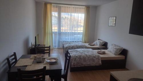Pirin Views Aspen A337