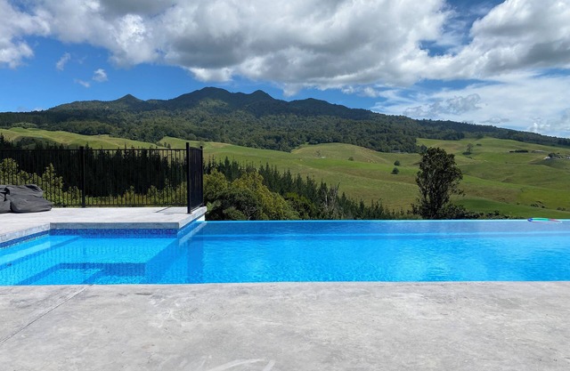 Pirongia Escape