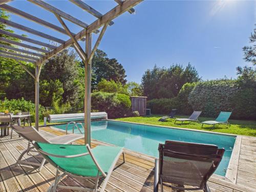 Piscine chauffée - 750m plage - 4 adultes - 4 enfants