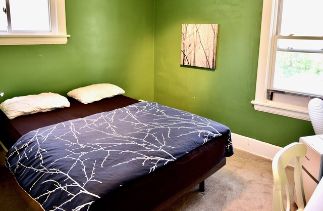 Pistachio Room near Cleveland