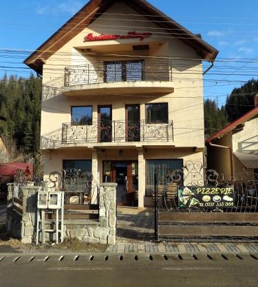 Pizza House