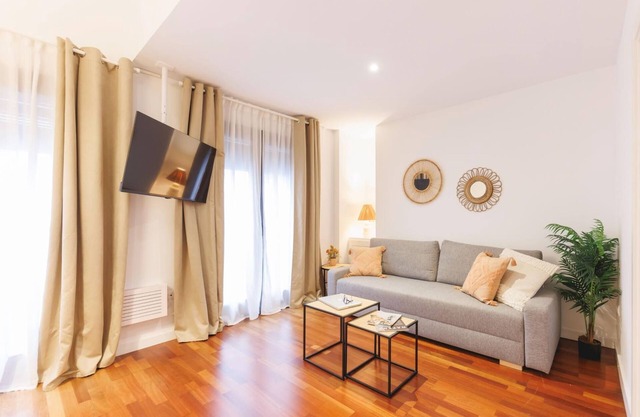 Plaça Catalunya Dúplex 2-2 - Apartamento en Girona | Bravissimo