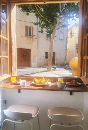 Place DANTON SERIGNAN CENTRE