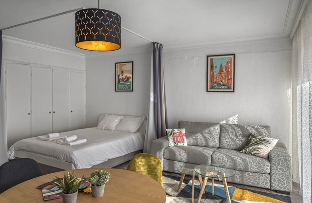 Place Occitane-Apartamento-Moderno-Terraza-Baño con bañera